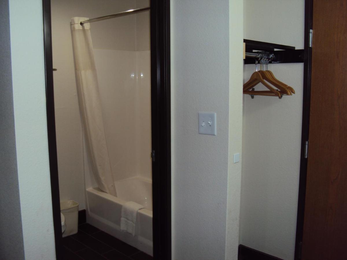 Quality Inn Carbondale University Area Extérieur photo