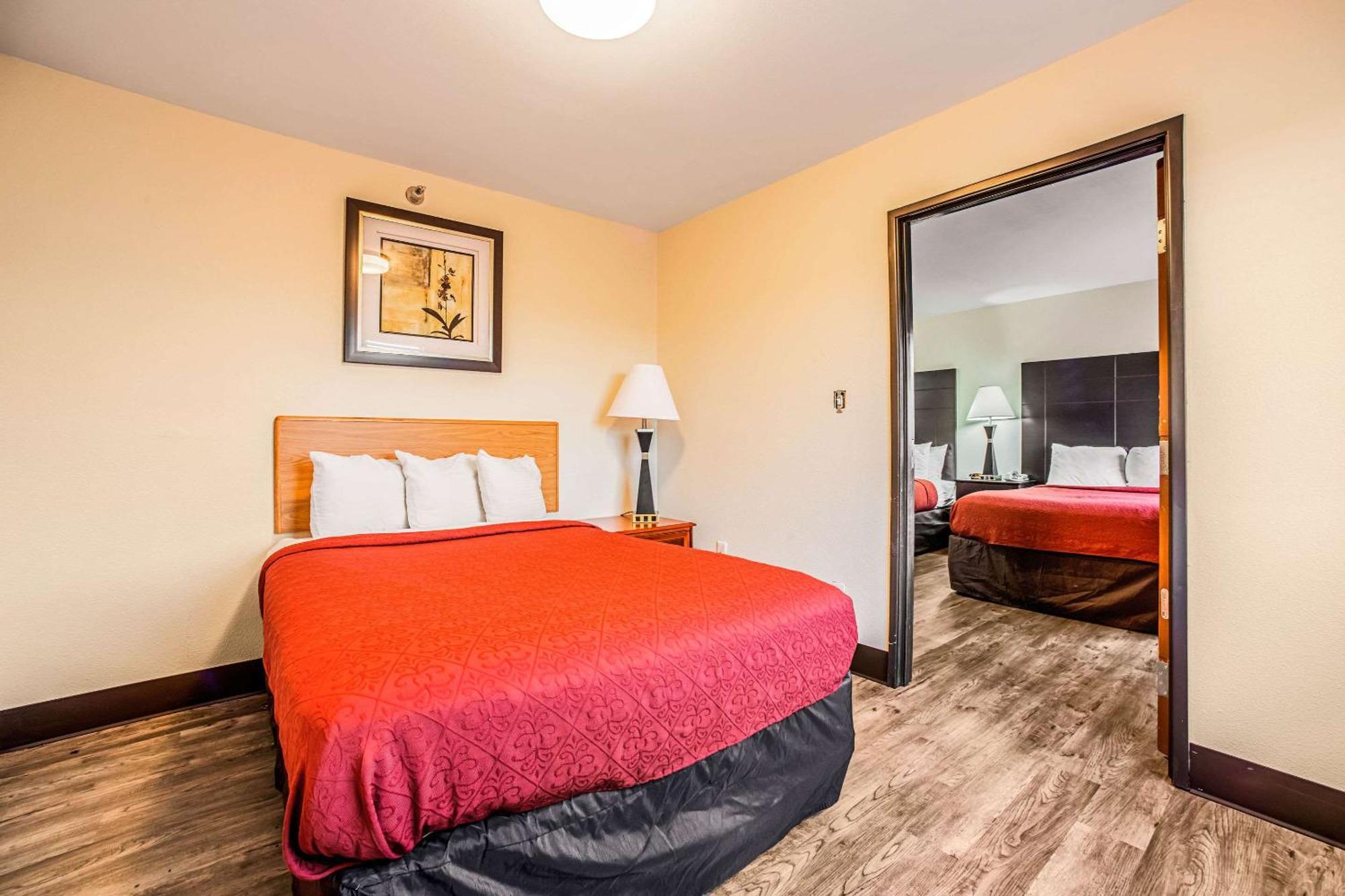 Quality Inn Carbondale University Area Extérieur photo