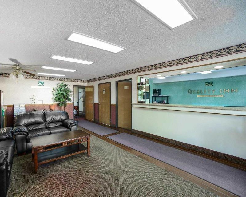 Quality Inn Carbondale University Area Extérieur photo